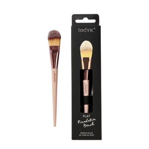 Technic Flat Foundation Brush